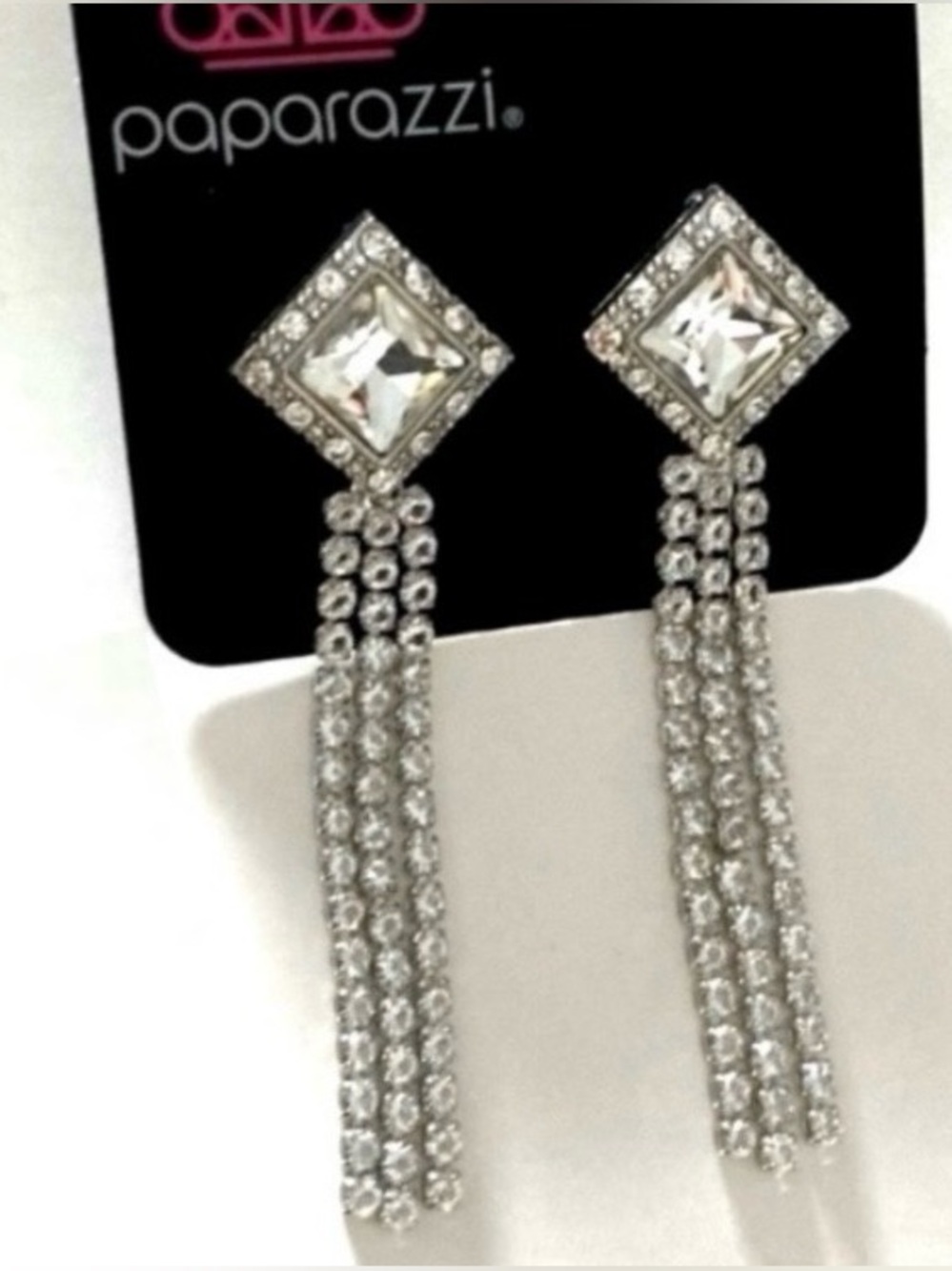 Paparazzi Geometric Rhinestone Jewelry Set - Picture 8 of 15